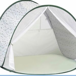 BabyMoov EUC Green and White Pop-Up Tent
